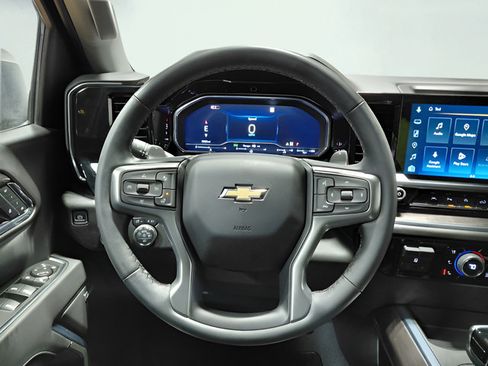 Used 2024 Chevrolet Silverado 1500 LTZ w/ Technology Package AWD/4WD image 6