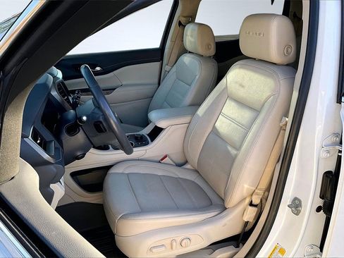 Used 2020 GMC Acadia Denali w/ Technology Package image 25