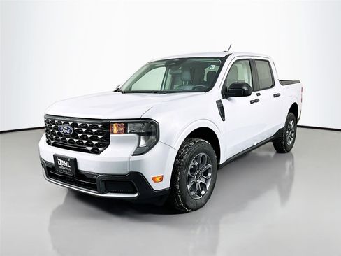 New 2026 Ford Maverick XLT w/ XLT Luxury Package image 3