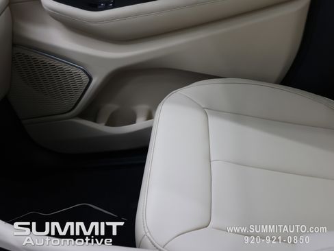 New 2026 Jeep Grand Cherokee Limited w/ Limited Altitude Package AWD/4WD image 14