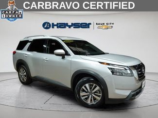 Used 2025 Nissan Pathfinder SL AWD/4WD video 1