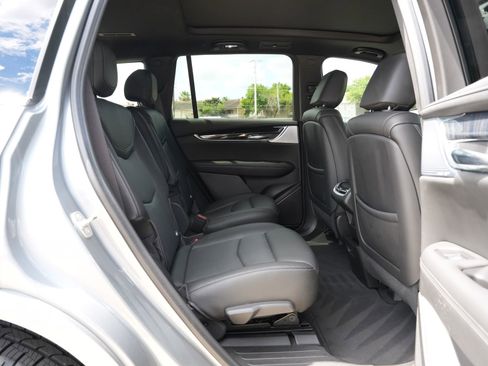 Certified 2024 Cadillac XT6 Premium Luxury image 25