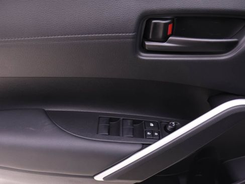 New 2026 Toyota Corolla Cross LE image 9