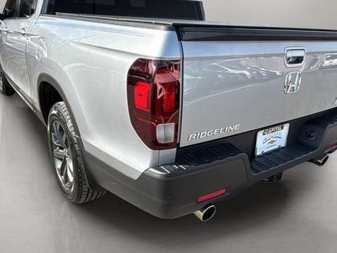 Used 2022 Honda Ridgeline Sport image 35