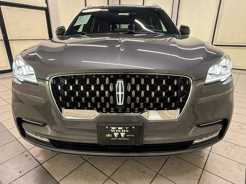 Used 2022 Lincoln Aviator Grand Touring w/ Equipment Group 301A AWD/4WD image 11
