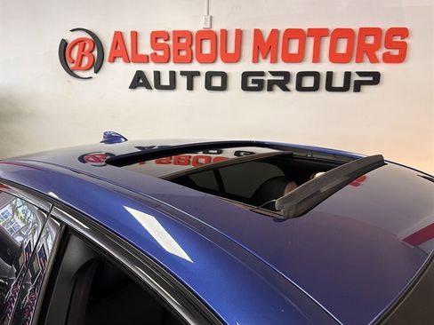 Used 2022 BMW 330i Sedan w/ M Sport Package image 34