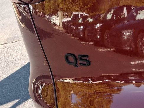 Certified 2025 Audi Q5 Premium Plus AWD/4WD image 32