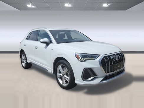 Certified 2024 Audi Q3 2.0T Premium Plus w/ Premium Plus Package AWD/4WD image 7
