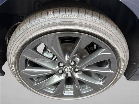 New 2026 Toyota Corolla SE FWD image 17
