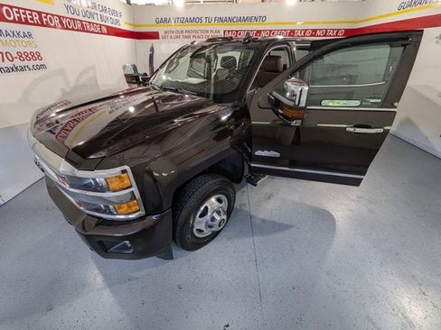 Used 2018 Chevrolet Silverado 3500 High Country image 11