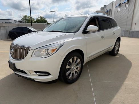 Used 2017 Buick Enclave Premium w/ Experience Buick Package AWD/4WD image 3