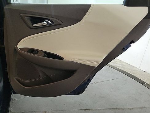 Used 2024 Chevrolet Malibu LT image 23