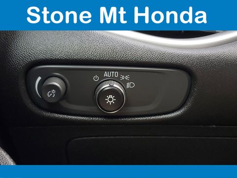 Used 2024 Chevrolet Malibu LT image 33