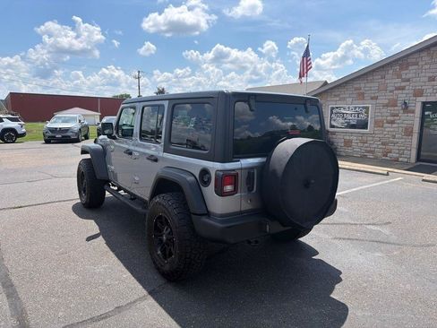 Used 2020 Jeep Wrangler Unlimited Sport S AWD/4WD image 4