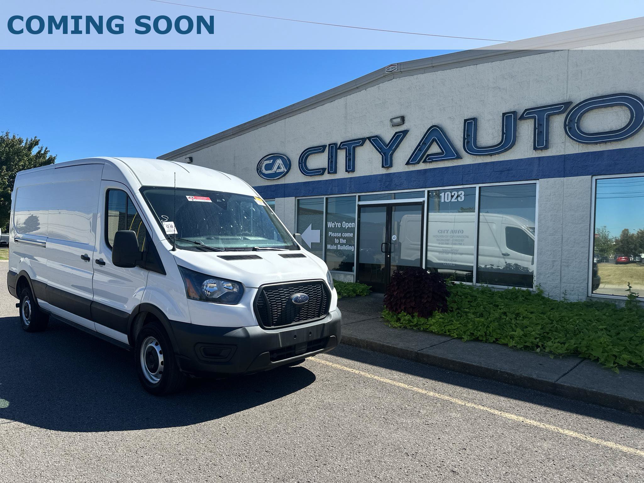 Used 2023 Ford Transit 250 Medium Roof w/ Load Area Protection Package RWD image 1