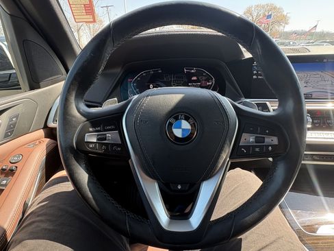 Used 2019 BMW X5 xDrive40i w/ Premium Package 2 AWD/4WD image 19