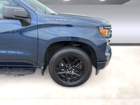 Used 2023 Chevrolet Silverado 1500 Custom RWD image 10