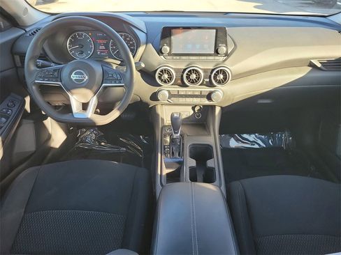 Used 2021 Nissan Sentra S image 9