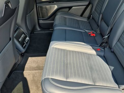 Certified 2025 Lincoln Nautilus Reserve AWD/4WD image 21