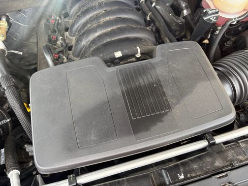 Used 2023 GMC Yukon Denali AWD/4WD image 36
