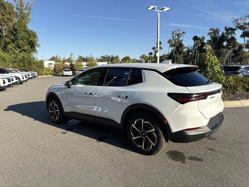 New 2026 Chevrolet Equinox EV LT image 5