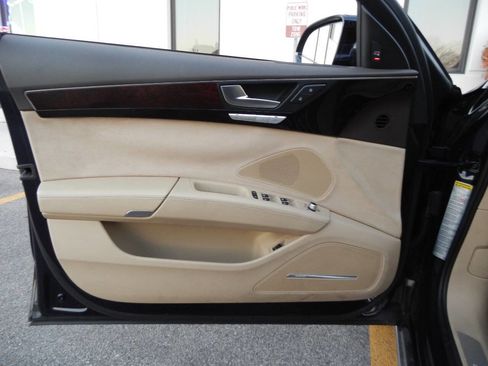 Used 2013 Audi A8 L 3.0T image 23