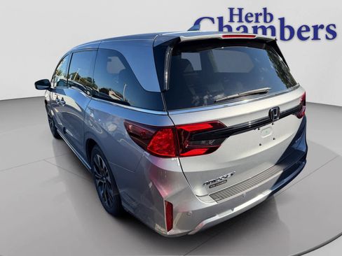 New 2026 Honda Odyssey Elite image 3