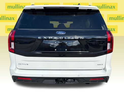 New 2025 Ford Expedition Max Active image 15