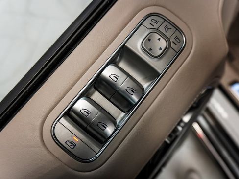 Used 2023 Mercedes-Benz G 550 image 25