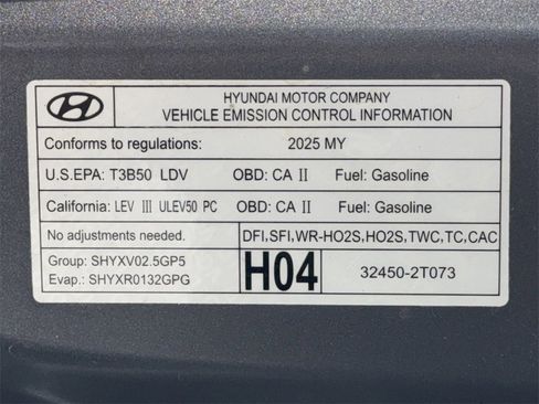 Used 2025 Genesis G70 2.5T image 61