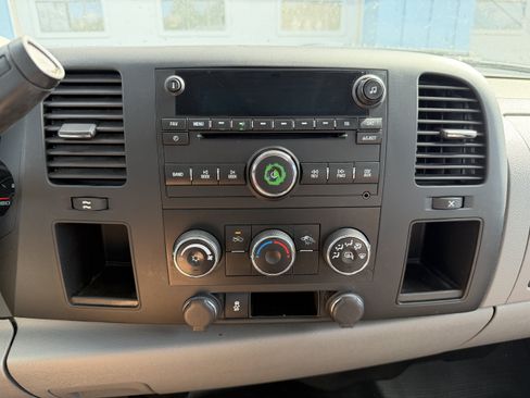 Used 2013 GMC Sierra 1500 W/T AWD/4WD image 18