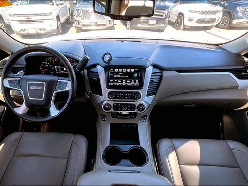 Used 2020 GMC Yukon SLT w/ Premium Edition image 15