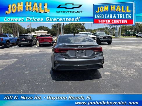 Used 2022 Kia Forte LXS w/ LXS Technology Package FWD image 7
