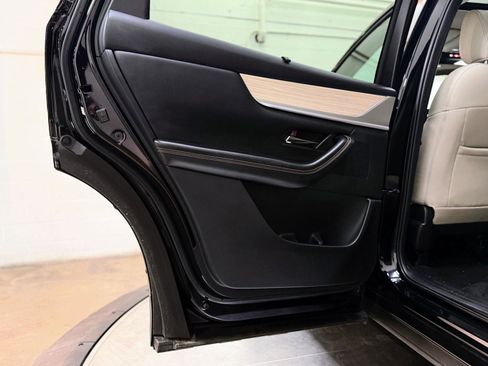 Used 2024 MAZDA CX-90 Plug-In Hybrid w/ Preferred image 15