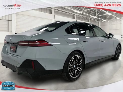 Used 2024 BMW 530i xDrive w/ M Sport Package image 5