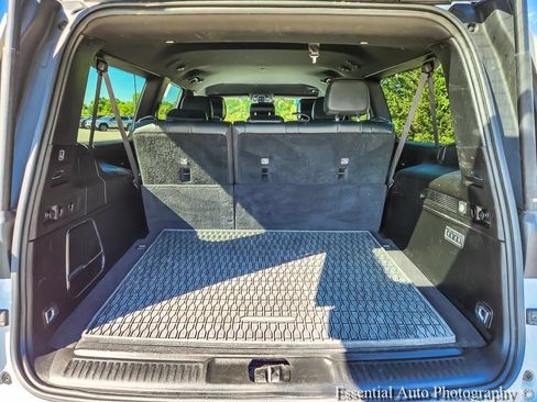 Used 2024 Jeep Wagoneer L Series II w/ Flexible Seating Group AWD/4WD image 27