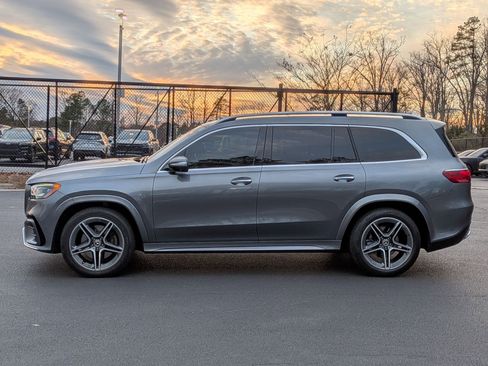 Used 2024 Mercedes-Benz GLS 450 4MATIC w/ AMG Line Exterior image 7