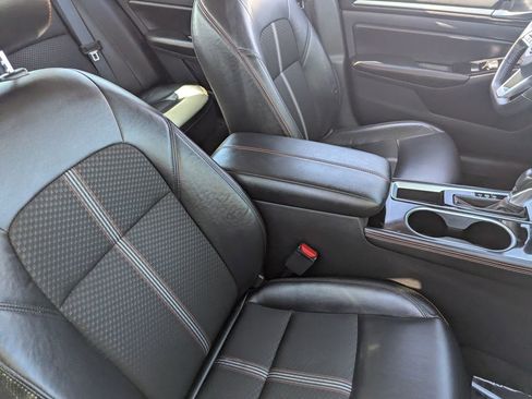 Certified 2025 Nissan Altima 2.5 SR FWD image 11