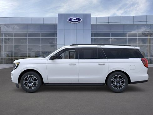 New 2026 Ford Expedition Max Active RWD image 3