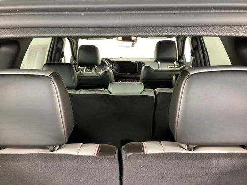 Used 2023 Dodge Durango R/T AWD/4WD image 14