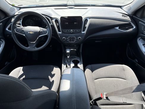 Used 2024 Chevrolet Malibu LT image 14