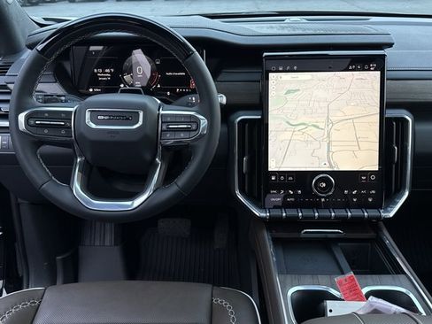 New 2026 GMC Acadia Denali Ultimate w/ LPO, Floor Liner Package image 8