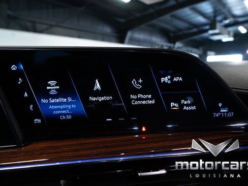 Used 2022 Cadillac Escalade ESV Premium Luxury w/ Performance Package image 40