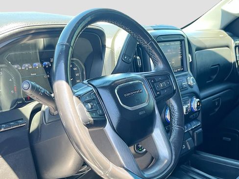 Used 2020 GMC Sierra 2500 Denali w/ Denali Ultimate Package AWD/4WD image 9