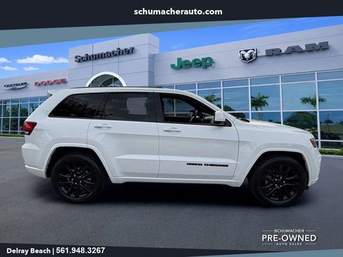 Used 2019 Jeep Grand Cherokee Altitude RWD image 8