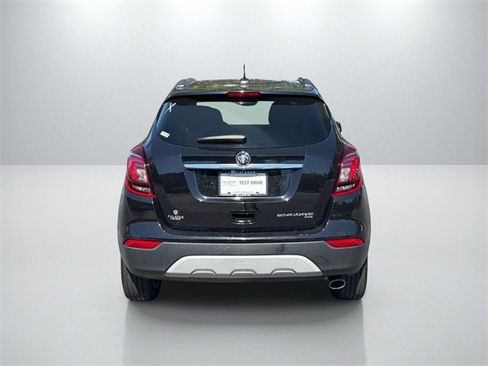 Used 2022 Buick Encore Preferred w/ Safety Package image 6
