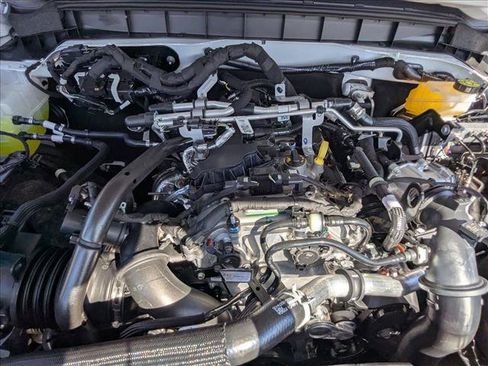 New 2025 Ford Bronco 4-Door image 16