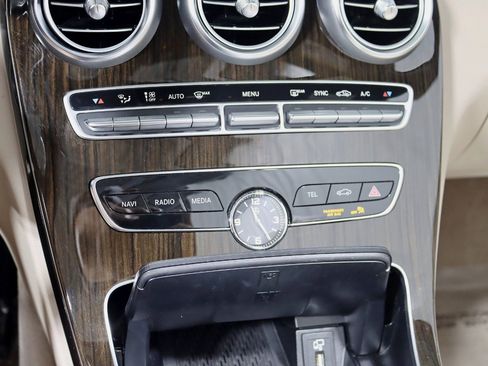 Used 2019 Mercedes-Benz C 300 4MATIC Cabriolet w/ Multimedia Package image 28