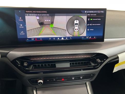 New 2026 BMW 330i xDrive Sedan w/ Convenience Package image 10