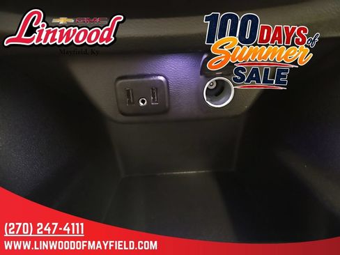 Used 2023 Chevrolet Traverse LS FWD image 23